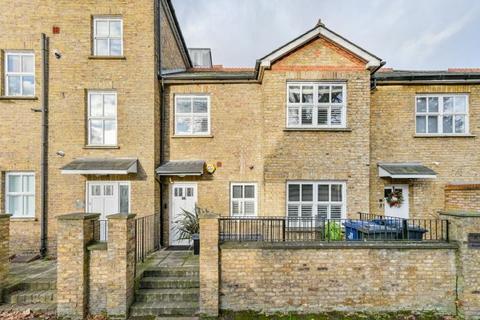 Freeland Road, London, W5 4 bed terraced house for sale