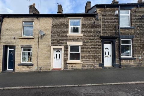 Whitfield Cross, Glossop 2 bed terraced house for sale