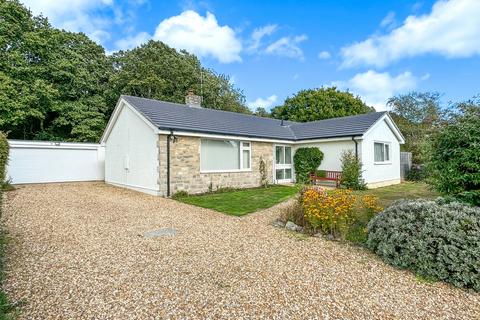 Cuckoo Hill Way, Bransgore... 3 bed bungalow for sale