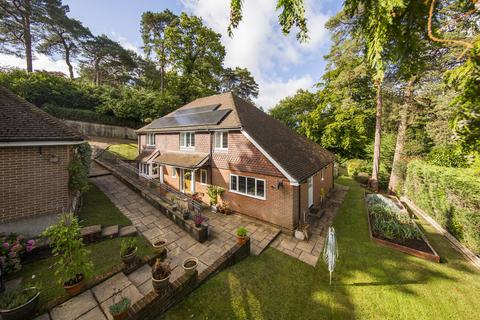 Rannoch Road, Crowborough 4 bed detached house for sale