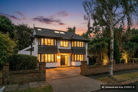 Lordsbury Field, Wallington, SM6 5 bed detached house for sale