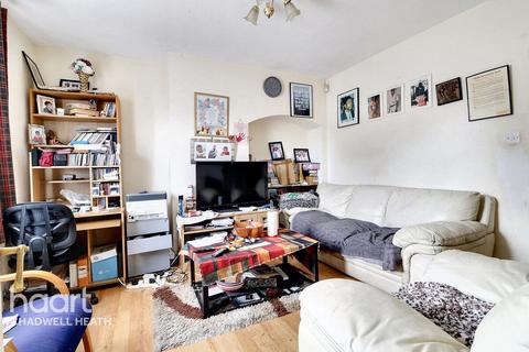 Margery Road, Dagenham 3 bed end of terrace house for sale
