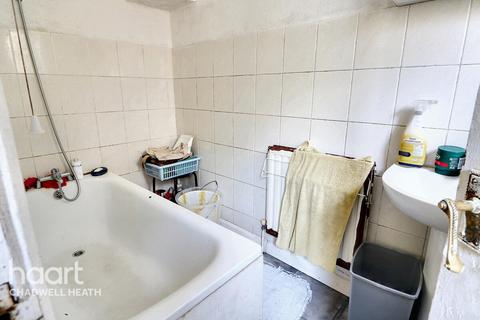 Margery Road, Dagenham 3 bed end of terrace house for sale