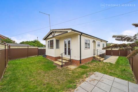 Badgers Holt, Longstanton CB24 2 bed detached house for sale