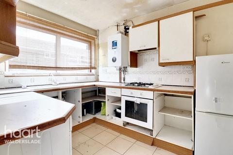 Knavesacre Court, GILLINGHAM 3 bed end of terrace house for sale