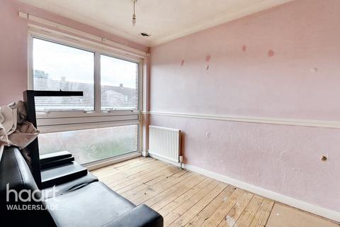 Knavesacre Court, GILLINGHAM 3 bed end of terrace house for sale