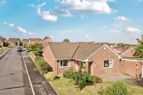 Cedar Close, Chard, Somerset, TA20 2 bed bungalow for sale