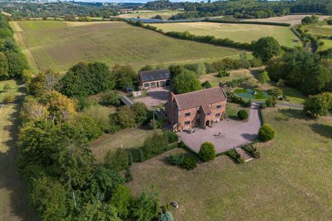 Tenbury Wells, Shropshire 9 bed equestrian property for sale