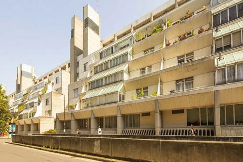 Brunswick Centre, London WC1N 2 bed flat for sale