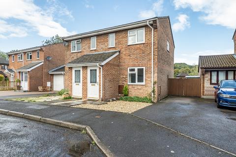 Puttocks Close, Haslemere, West... 2 bed semi