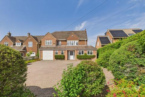 North Avenue, Ashbourne 5 bed detached house for sale