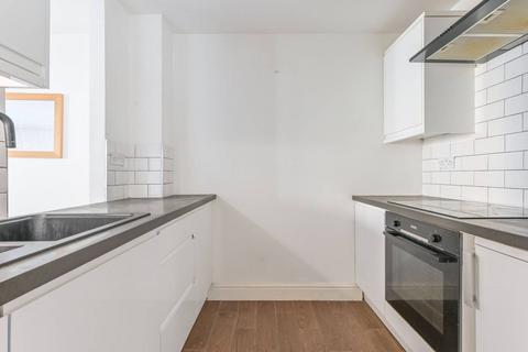 Millenium Harbour, Isle Of Dogs... 2 bed flat for sale