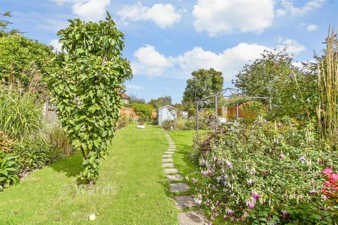 Sparkes Wood Avenue, Rolvenden TN17 3 bed terraced house for sale