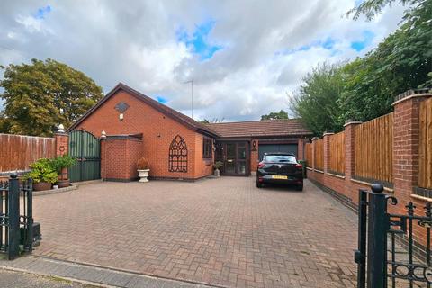 Wagon Lane, Olton, Solihull 3 bed detached bungalow for sale