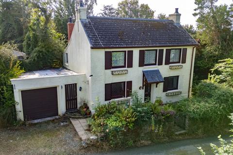 Greenwood Cottage, Reynalton... 3 bed cottage for sale