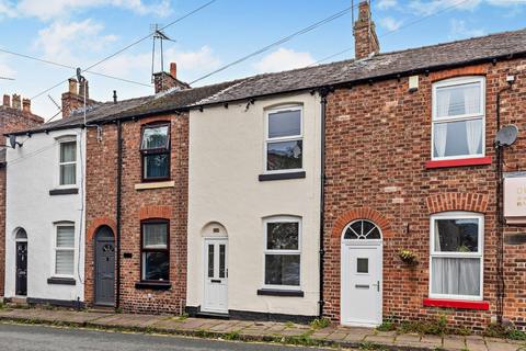 Macclesfield, Cheshire 2 bed terraced house for sale