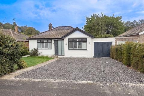 Briants Piece, Hermitage, Thatcham, RG18 3 bed detached bungalow for sale