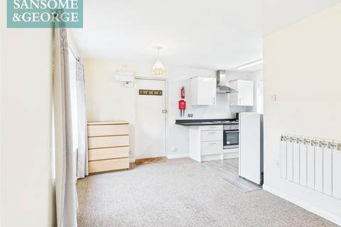 Poppy Field, Lychpit, Basingstoke... Studio for sale