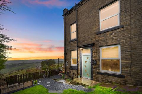 Cobden Street, Bradford BD13 2 bed end of terrace house for sale