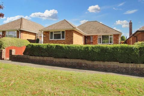 Fernside, Hazlemere HP15 4 bed detached bungalow for sale