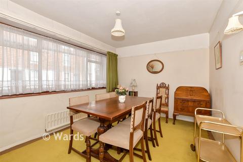Whitstable Road, Canterbury, Kent 1 bed ground floor flat for sale