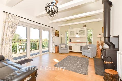 New Road, Eythorne, Dover, Kent 5 bed detached house for sale