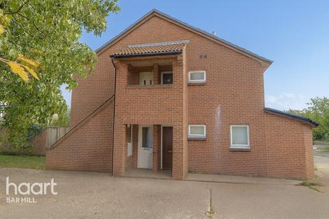 Little Meadow, Cambridge 1 bed maisonette for sale