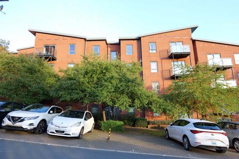 Bouverie Court, Leeds LS9 2 bed flat for sale