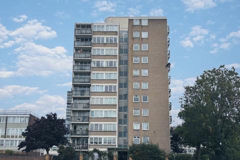 Flat 31 Maidstone House, Carmen... 2 bed flat for sale
