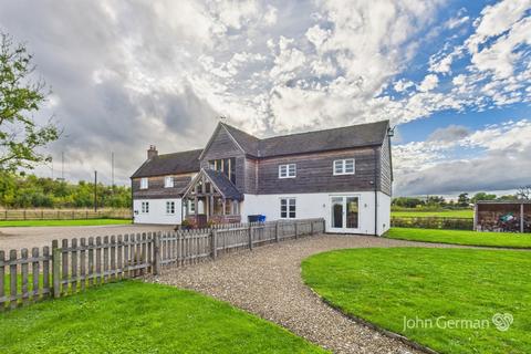 New Road, Uttoxeter 4 bed detached house for sale