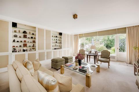 Elsworthy Road, Primrose Hill, London... 4 bed house for sale