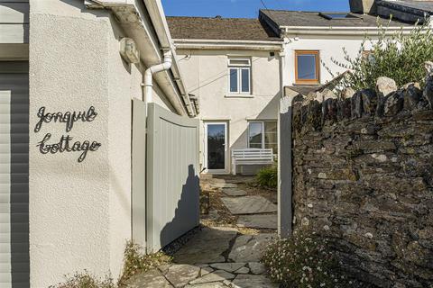 Park Lane, Blackawton, Totnes 2 bed semi