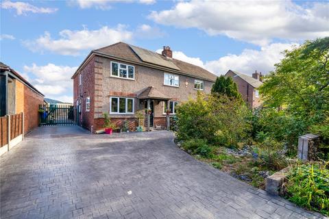7 Charlton, Telford, Shropshire 4 bed semi