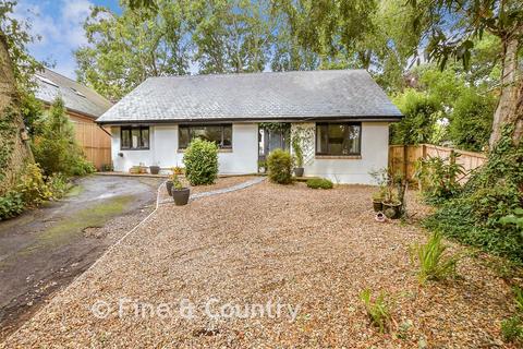 Youngwoods Way, Alverstone Garden... 3 bed detached bungalow for sale
