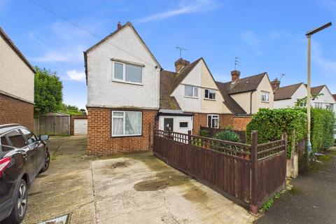 Shelley Road, Cheltenham... 3 bed semi