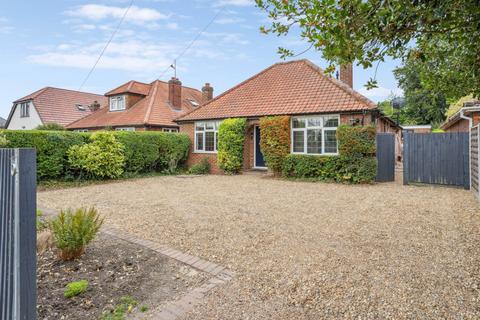 Twitchell Lane, Aston Clinton 3 bed detached bungalow for sale