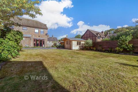 Maidstone Road, Marden, Kent 3 bed semi