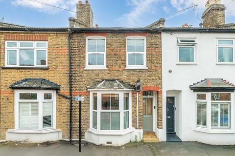 Queens Terrace, Old Isleworth TW7 2 bed house for sale