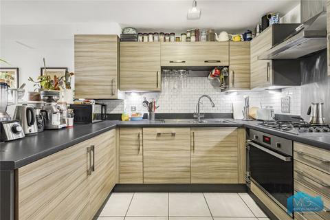 Pooles Park, London, N4 2 bed apartment for sale