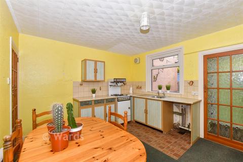Dudley Road, Folkestone, Kent 3 bed terraced house for sale