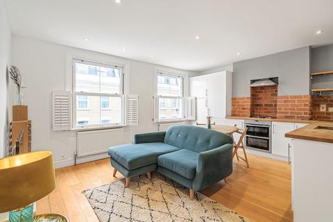 Battersea Park Road, Battersea SW11 1 bed flat for sale