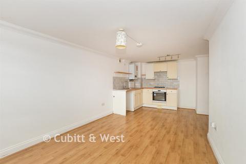 Bell Farm Lane, Uckfield, East Sussex 2 bed apartment for sale