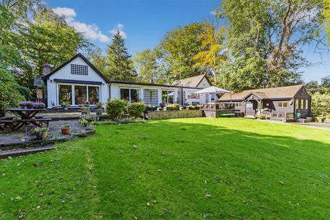 Toms Hill, Chandlers Cross WD3 5 bed detached house for sale