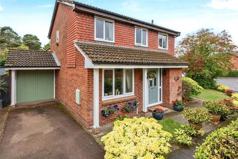Cheylesmore Drive, Frimley... 4 bed detached house for sale