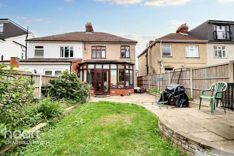 Pemberton Gardens, Romford 3 bed end of terrace house for sale