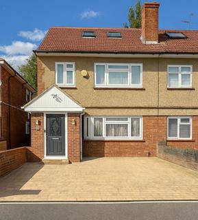 Frogmore Gardens, Hayes, UB4 4 bed house for sale