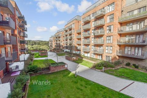 Rosalind Drive, Maidstone, Kent 2 bed ground floor flat for sale