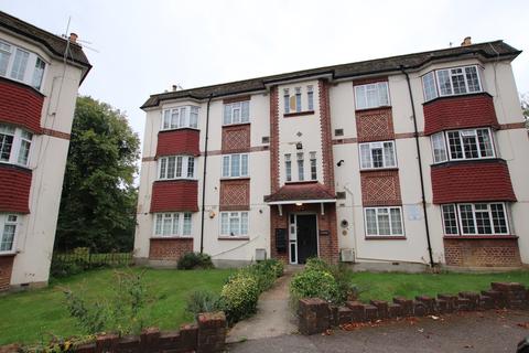 Chinbrook Crescent, London SE12 2 bed flat for sale