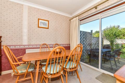 Crown Acres, East Peckham, Tonbridge... 2 bed semi