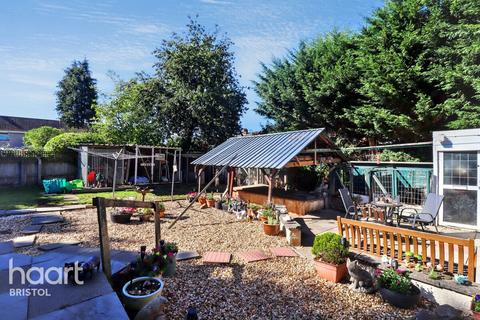 Alison Gardens, Bristol 3 bed semi